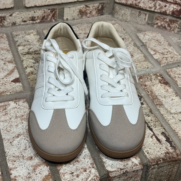 Madden Girl Striker White and Taupe Retro Runner Sneakers Casual - Picture 4 of 11